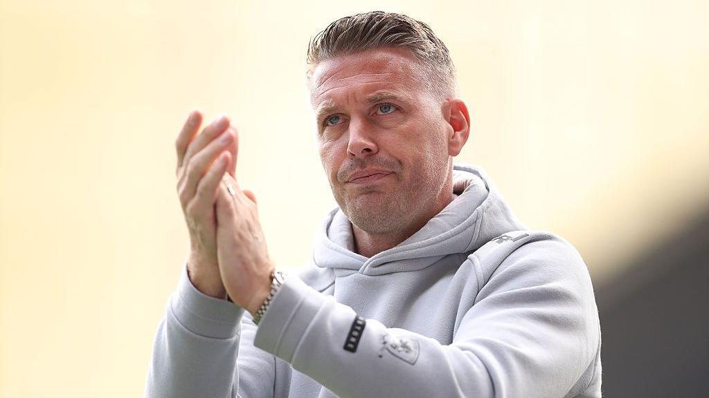 راب ادواردز و احتمال پیوستن به ولورهمپتون؛ چرا این موضوع برای فوتبال انگلیس مهم است؟